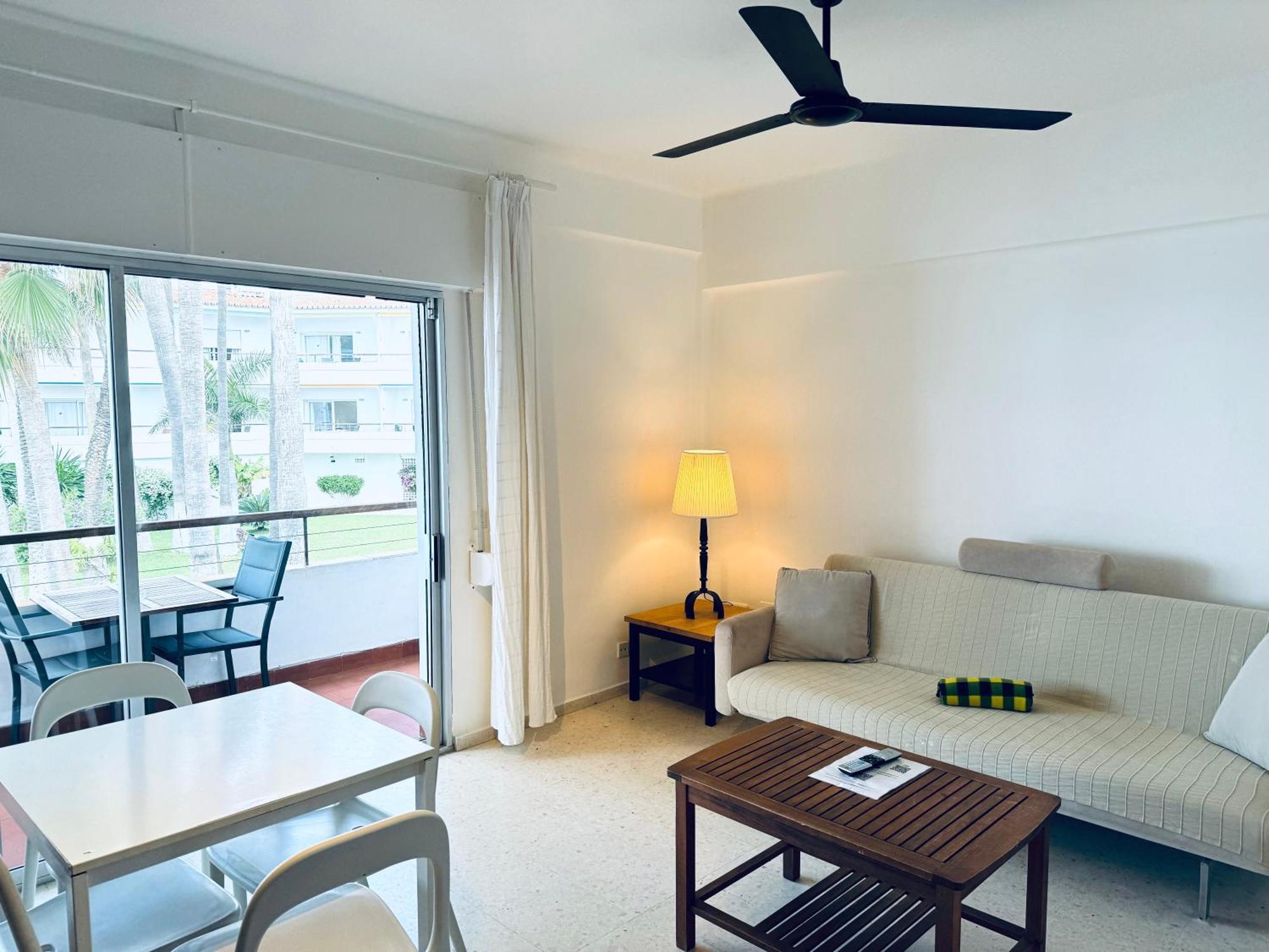 Apartamentos Playa Torrecilla Nerja Ngoại thất bức ảnh