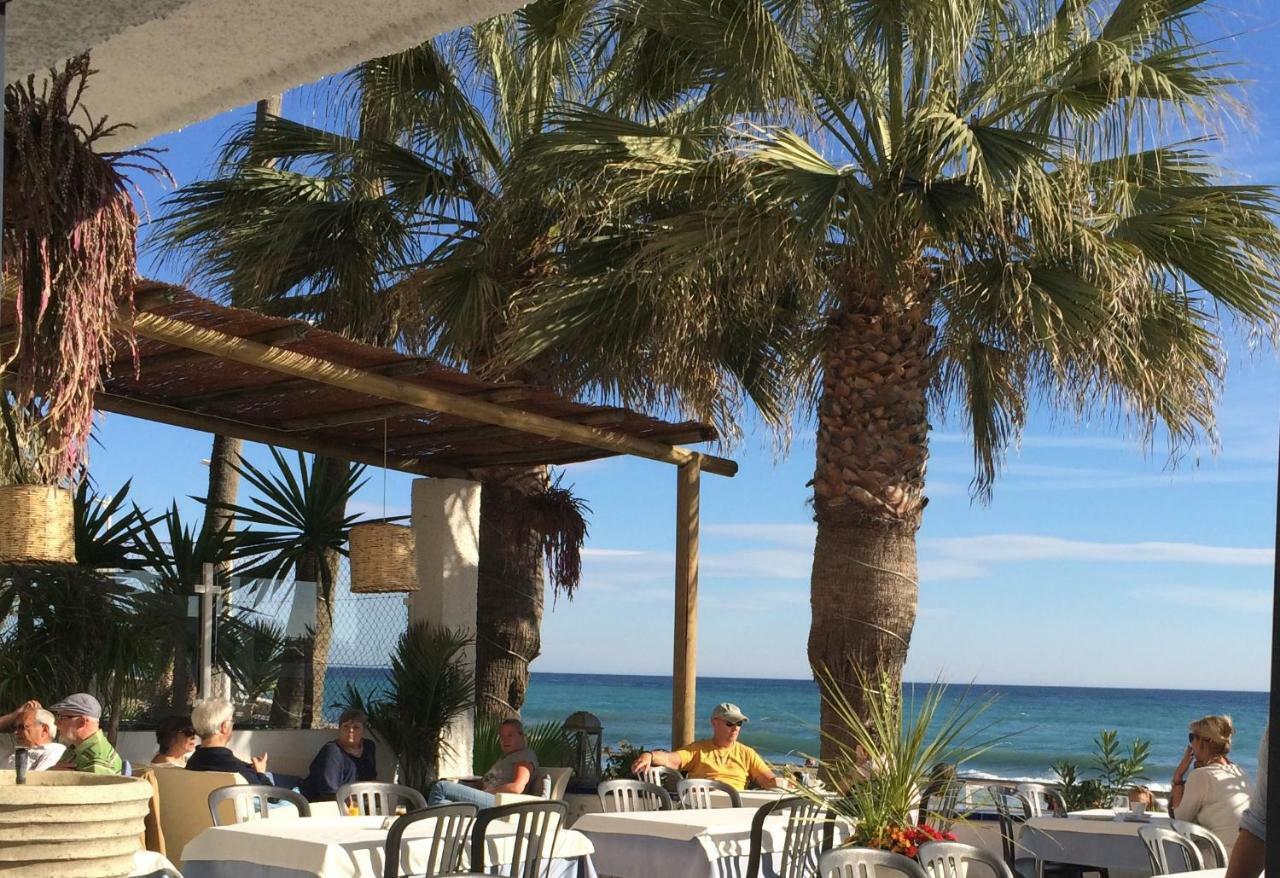 Apartamentos Playa Torrecilla Nerja Ngoại thất bức ảnh