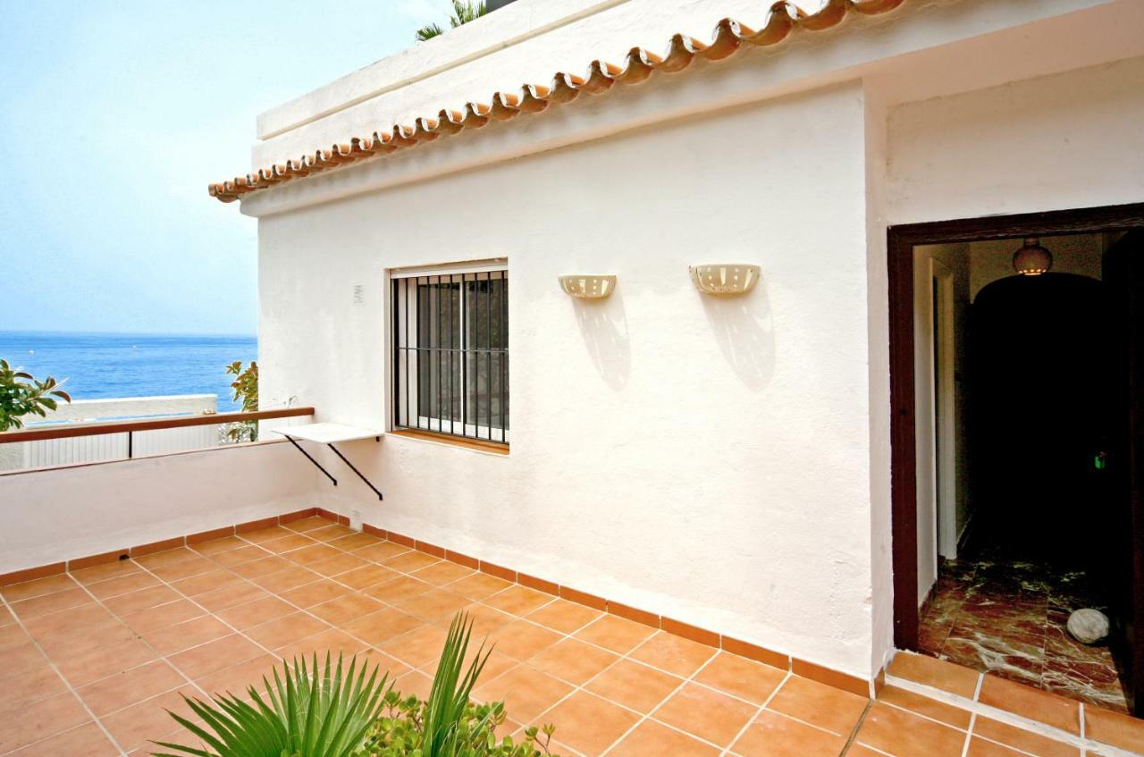 Apartamentos Playa Torrecilla Nerja Ngoại thất bức ảnh