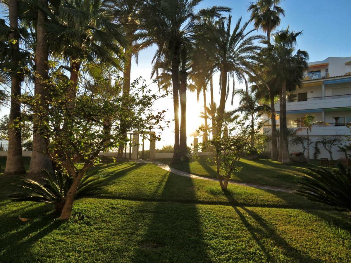 Apartamentos Playa Torrecilla Nerja Ngoại thất bức ảnh
